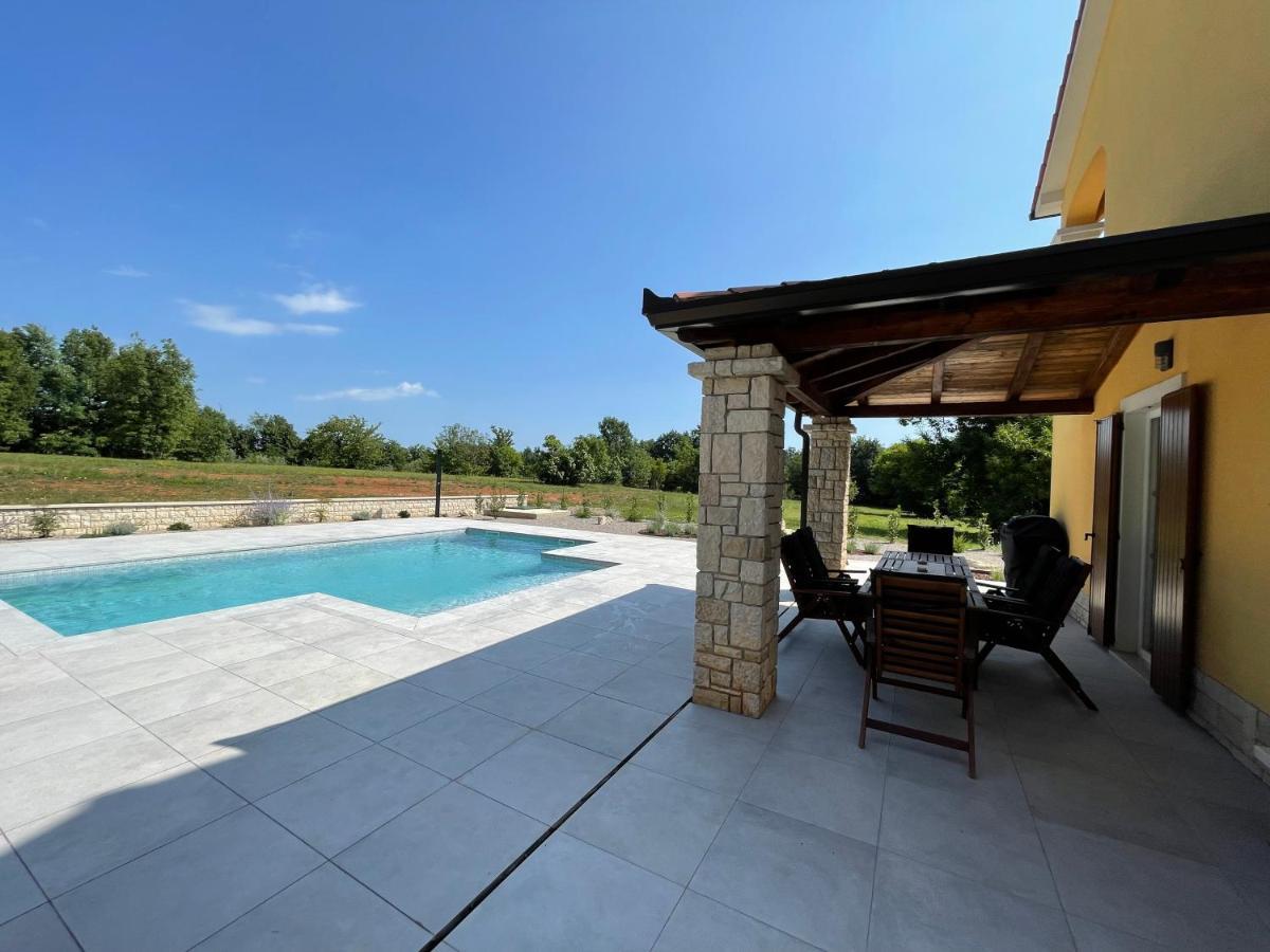 Villa Berto Nedescina Exterior photo